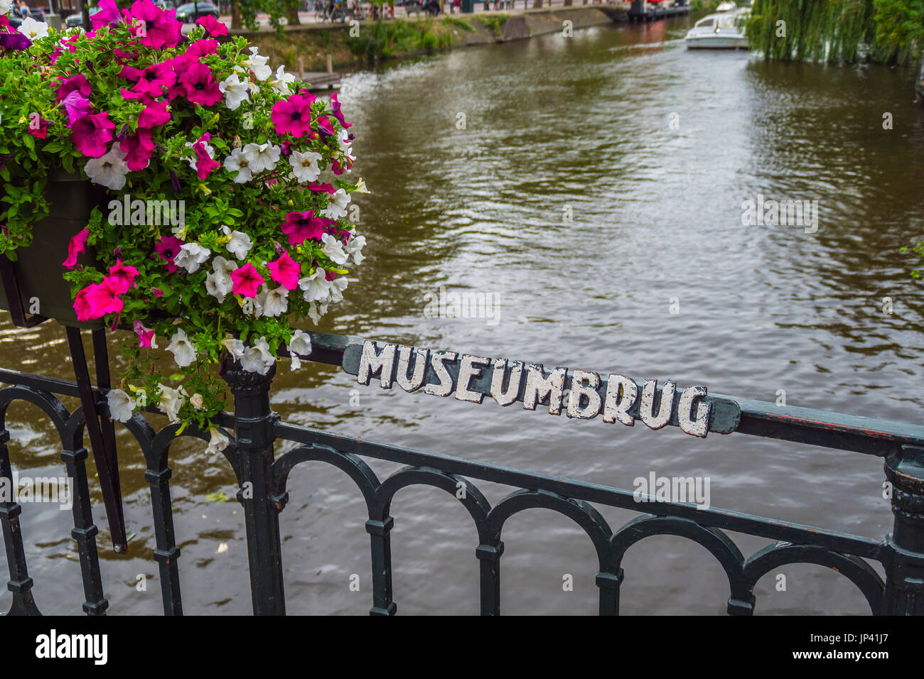 Pont musée à Amsterdam - Amsterdam - Pays-Bas Banque D'Images