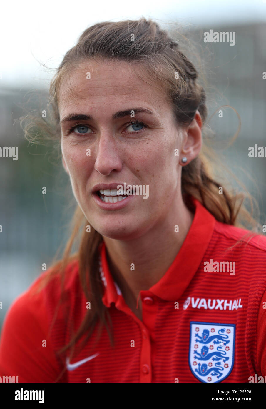 England Women's Jill Scott est interviewé après une séance de formation au Sporting 70 Sports Center, Utrecht. APPUYEZ SUR ASSOCIATION photo. Date de la photo: Lundi 31 juillet 2017. Voir PA Story FOOTBALL England Women. Le crédit photo devrait se lire comme suit : Mike Egerton/PA Wire. Banque D'Images