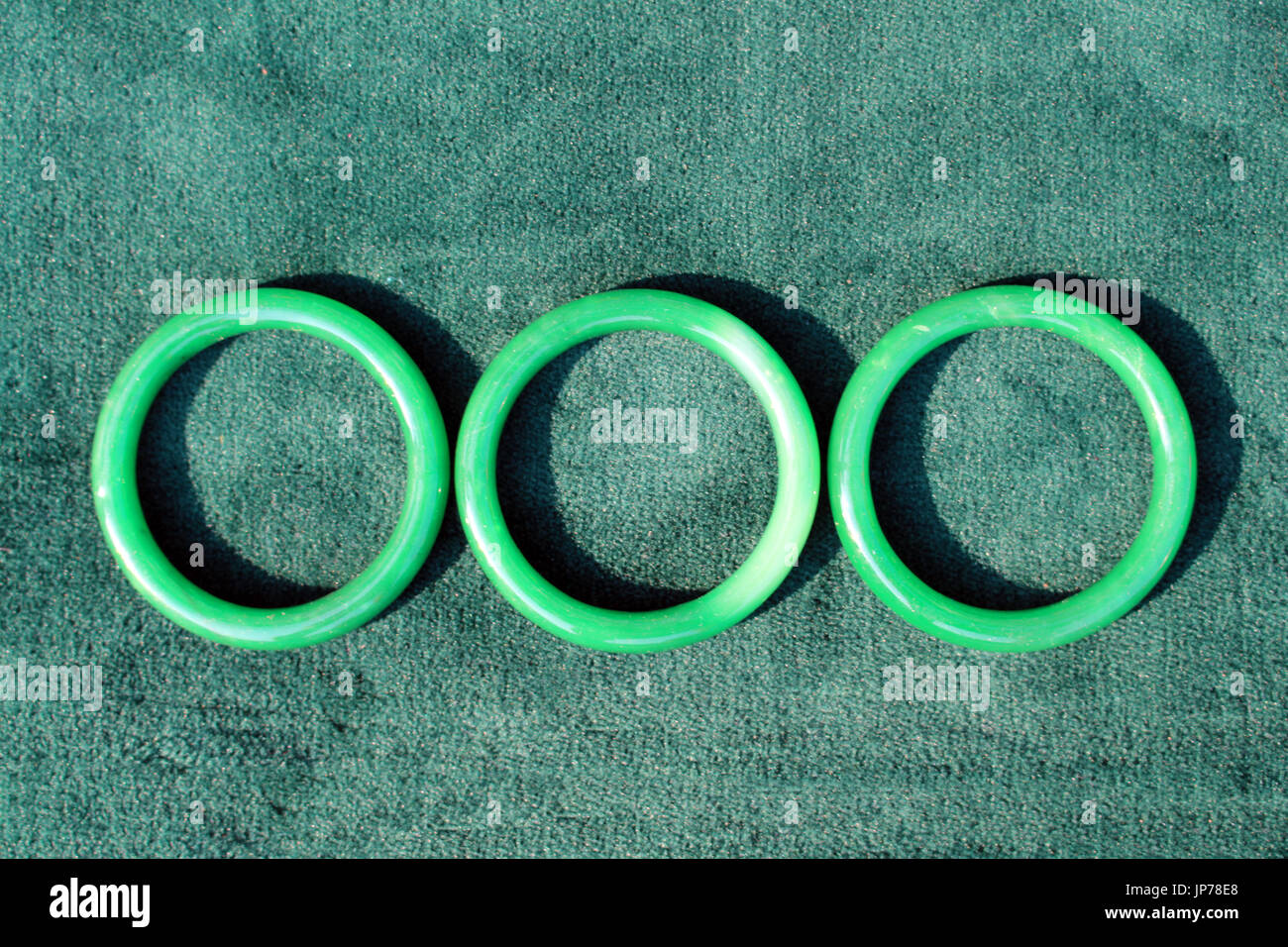 Le bracelet en tissu vert Banque D'Images