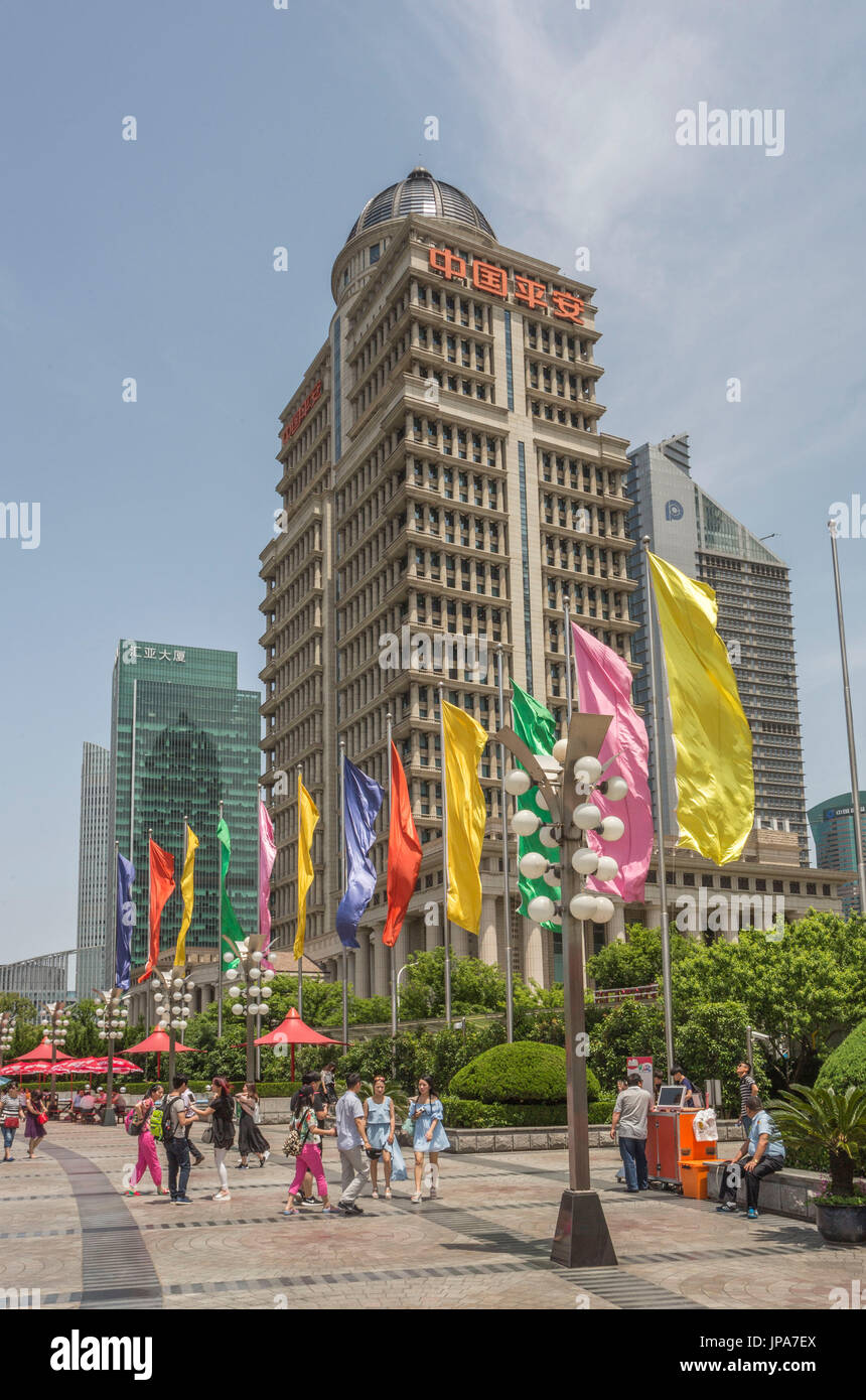 La Chine, la ville de Shanghai, Pudong District, Place de Lujiazui Banque D'Images