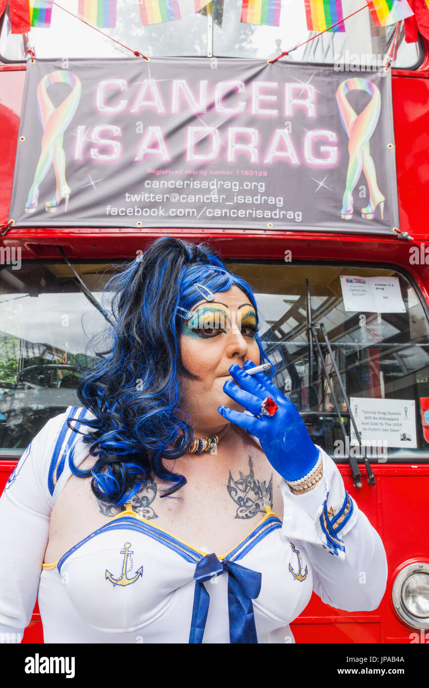 L'Angleterre, Londres, Pride Parade annuelle Participant Banque D'Images