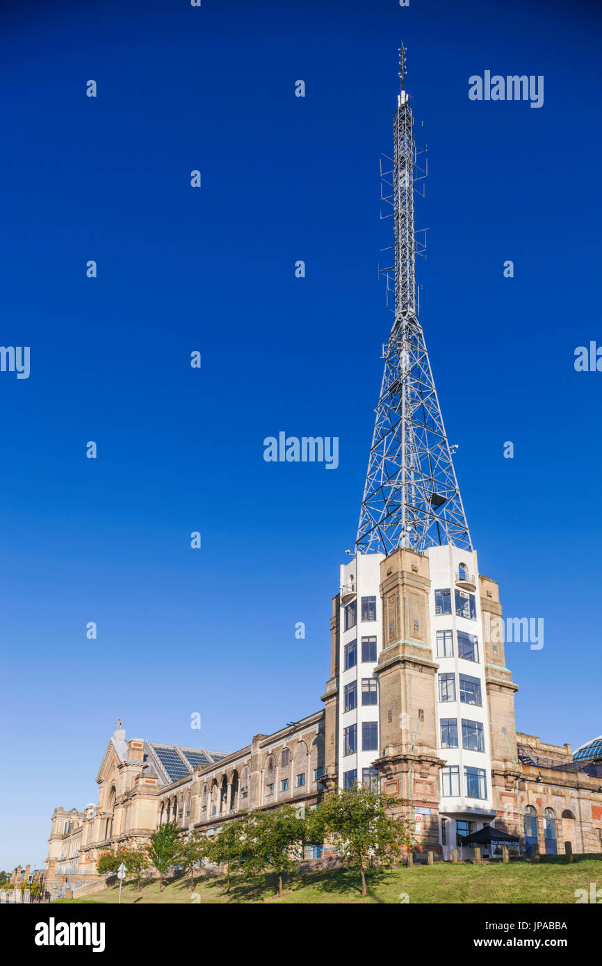 L'Angleterre, Londres, Alexandra Palace, le mât de transmission de la radio et de la télévision Banque D'Images