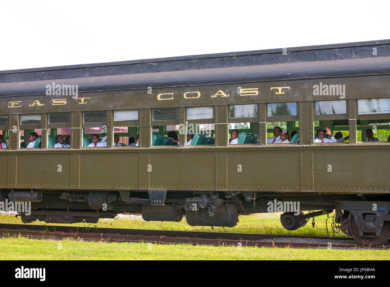 Les enfants de l'école circonscription un train, Sun Coast Railroad Museum, Miami, Floride, USA Banque D'Images