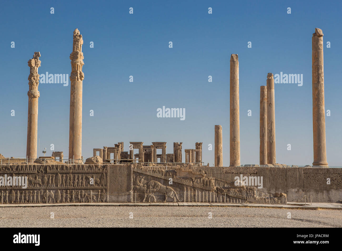 L'Iran, Persépolis Ville, ruines de Persépolis, de secours à l'Apadana Apadana Palace, escalier Banque D'Images