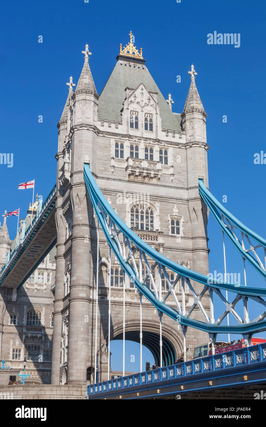 L'Angleterre, Londres, Tower Bridge Banque D'Images