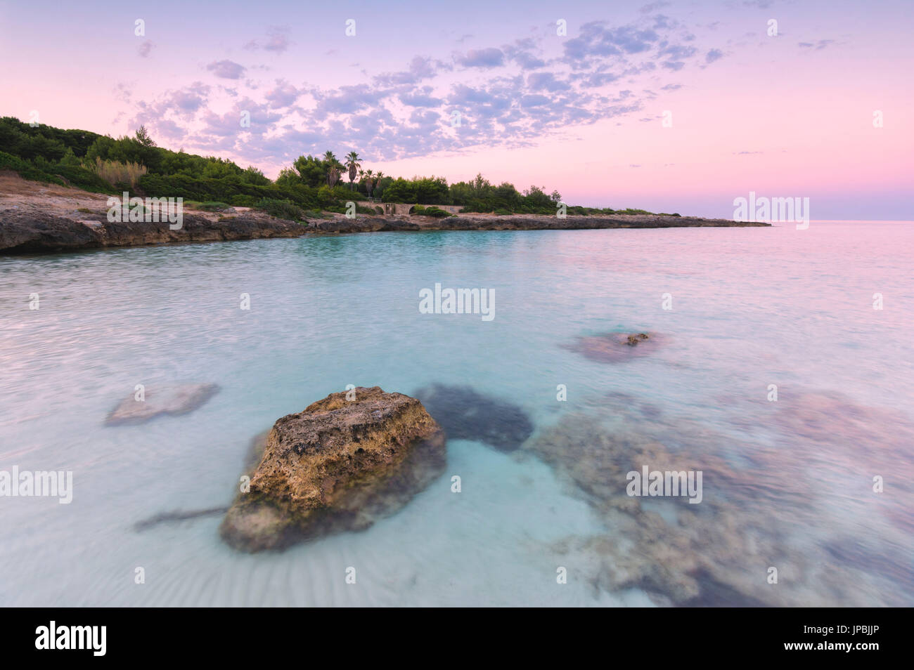 Lever du soleil dans le Salento, province de Tarente, Pouilles, Italie, district de l'Europe. Banque D'Images