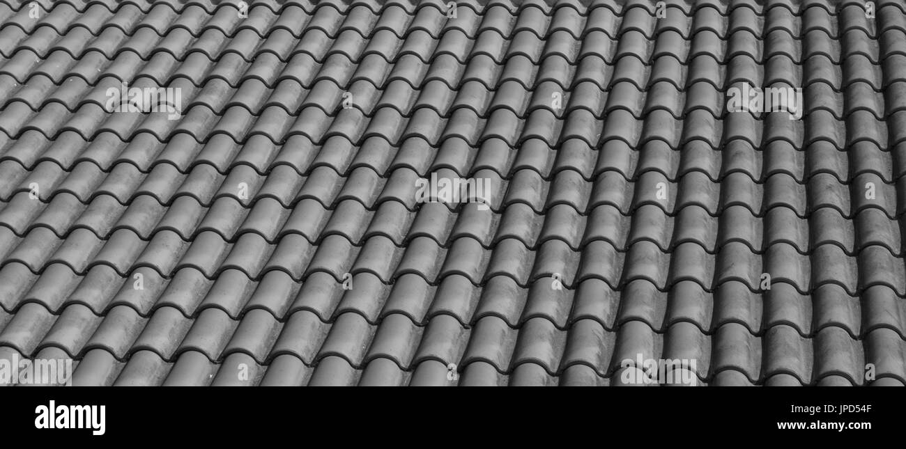La texture des bardeaux classique : motif répété de tuile de maison du haut sur le toit Banque D'Images