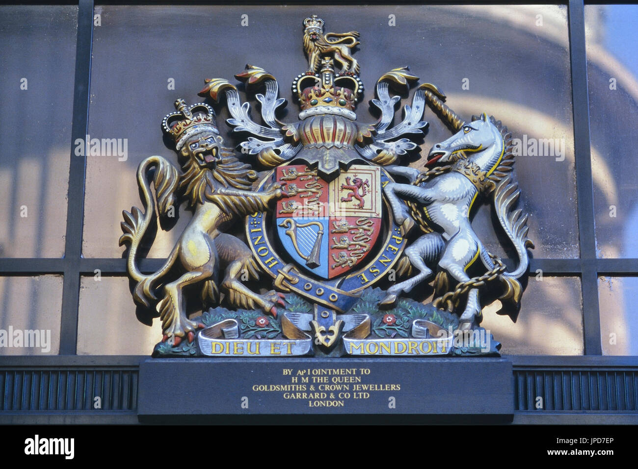 L'ancien Décret de Garrard & Co comme joaillier de la couronne, Mayfair, Londres, Angleterre, Royaume-Uni. Circa 1980 Banque D'Images