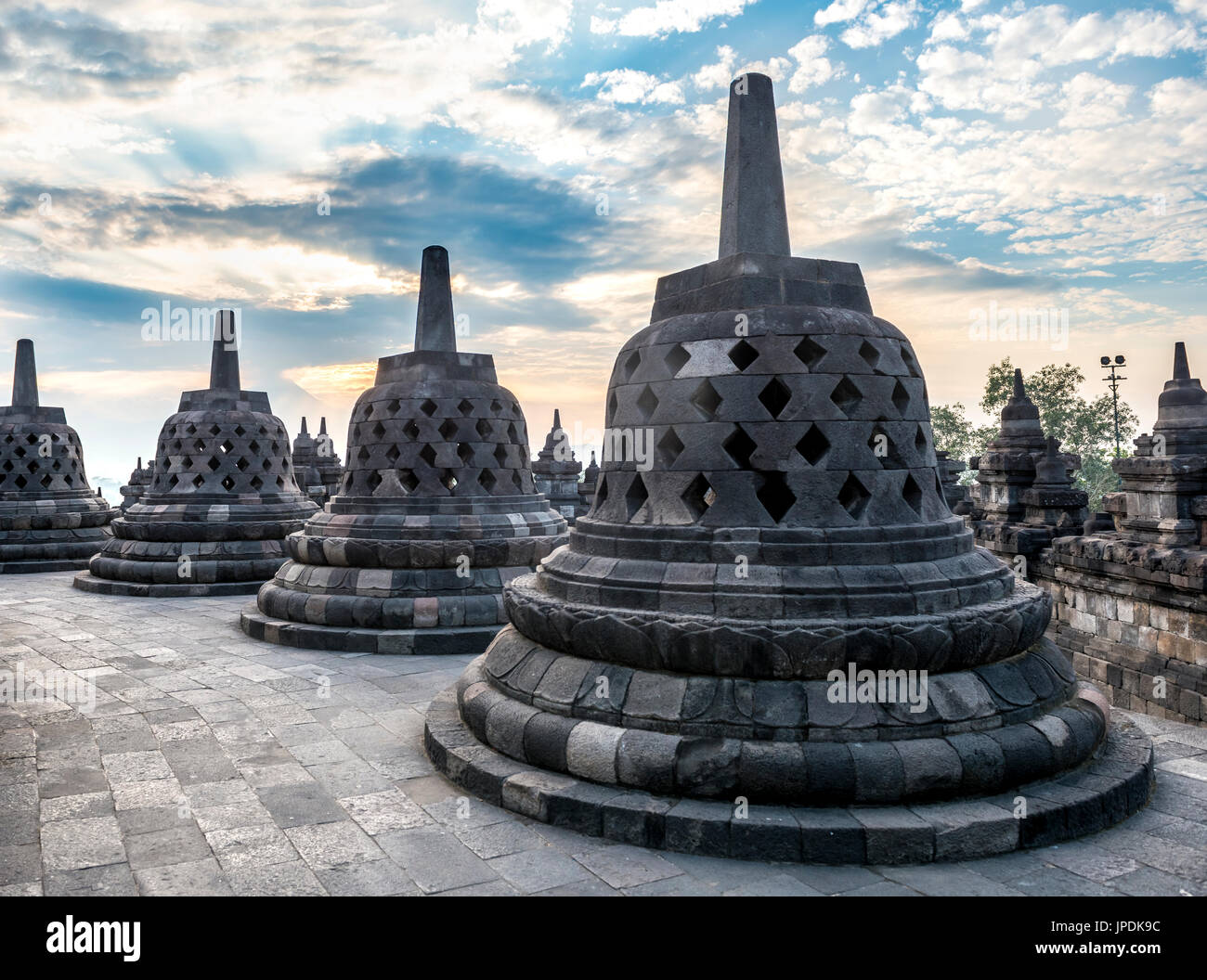 Complexe du temple Borobudur, stupas, Borobudur, Yogyakarta, Java, Indonésie Banque D'Images