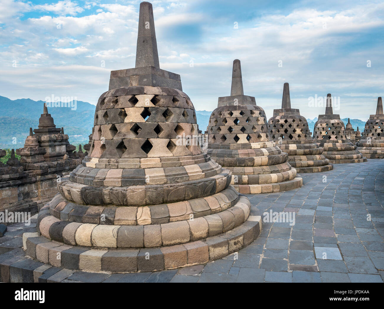 Complexe du temple Borobudur, stupas, Borobudur, Yogyakarta, Java, Indonésie Banque D'Images