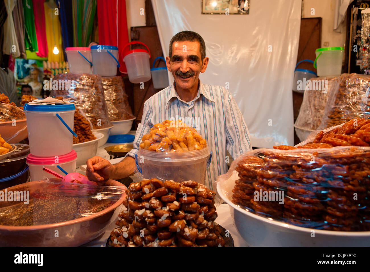 L'Afrique du Nord,Maroc,Fes,quartier Médina de Fes.pâtisseries marocaines Banque D'Images