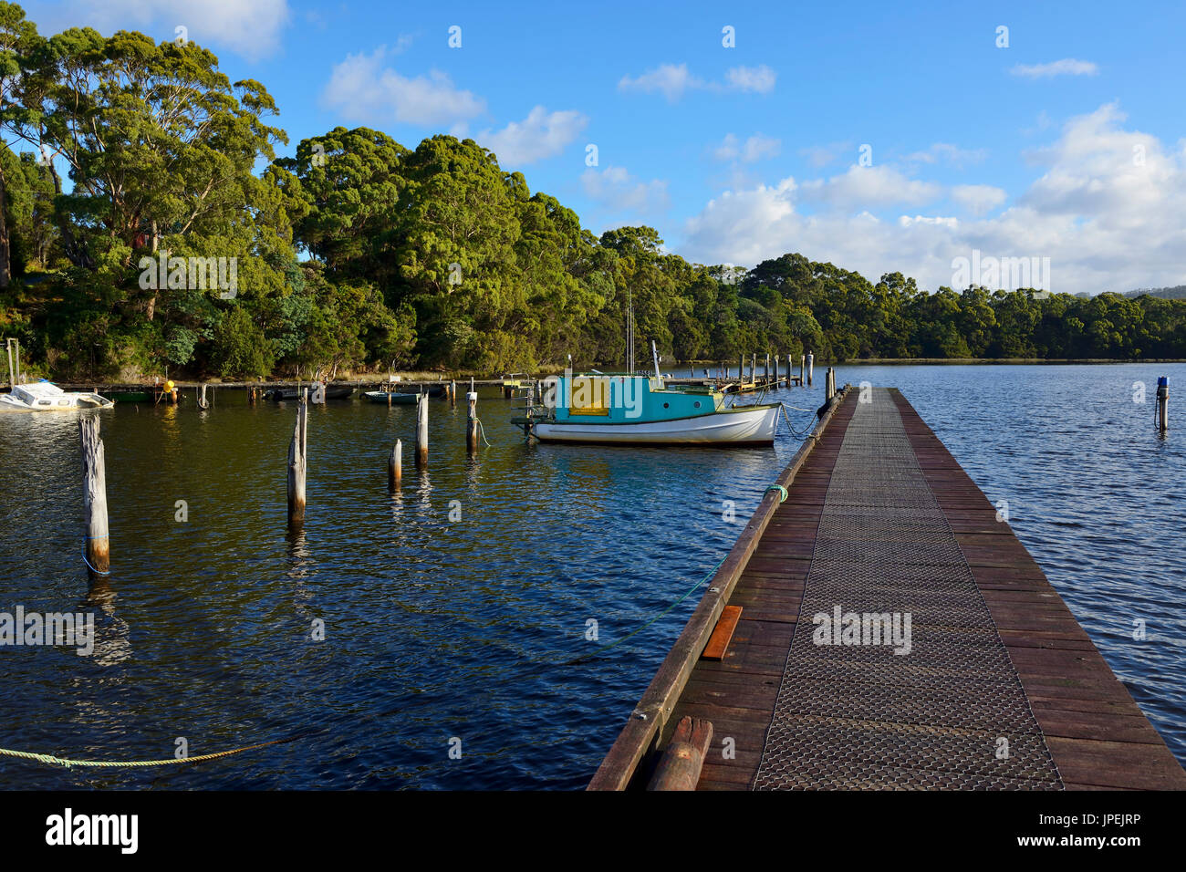 Bateau amarré à la jetée de la baie de lettes à Hobart, Tasmanie, Australie occidentale Banque D'Images