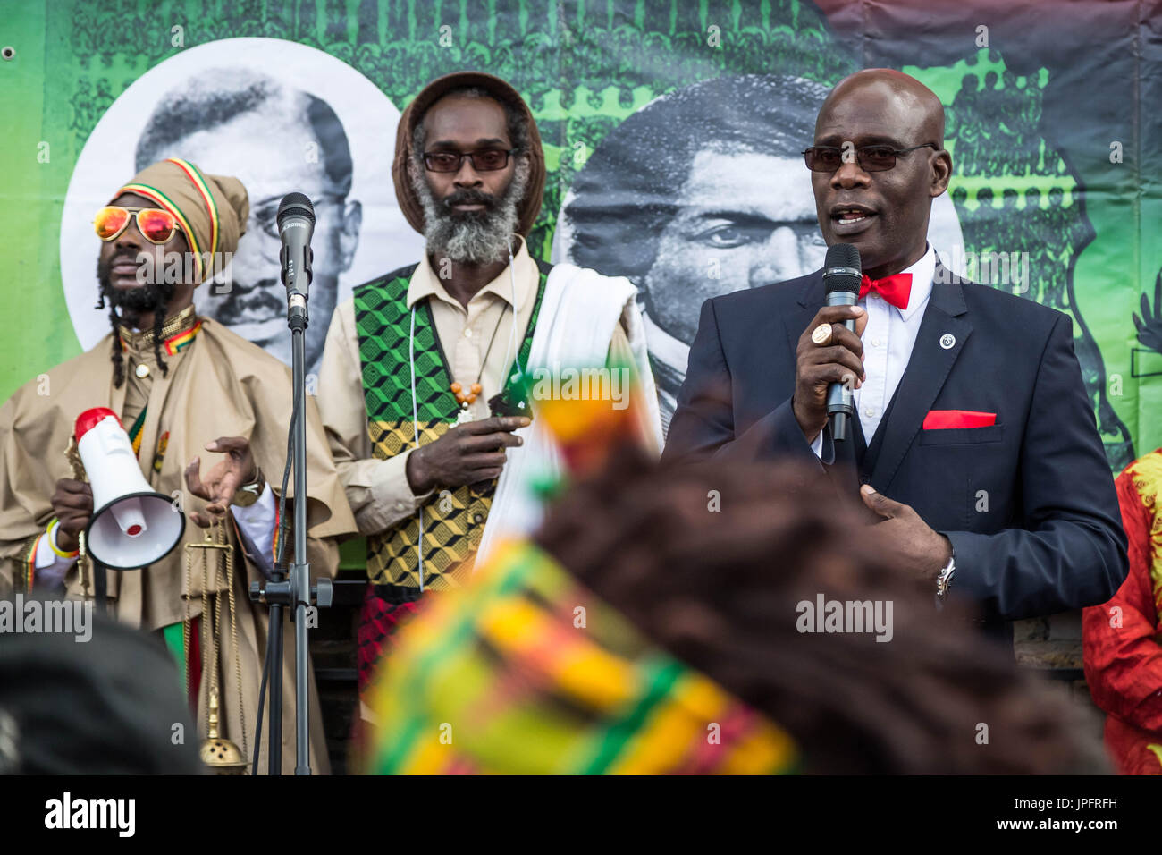 Londres, Royaume-Uni. 1er août 2017. Afrikan annuel Réparations le jour de l'émancipation et rallye à Brixton mars © Guy Josse/Alamy Live News Banque D'Images