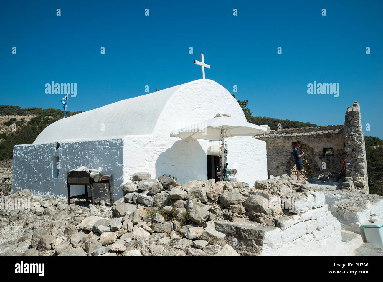 Chapelle dédiée à Agios Panteleimon (Saint Pantaleon) à l'intérieur de château de Monolithos, Rhodes, Grèce Banque D'Images