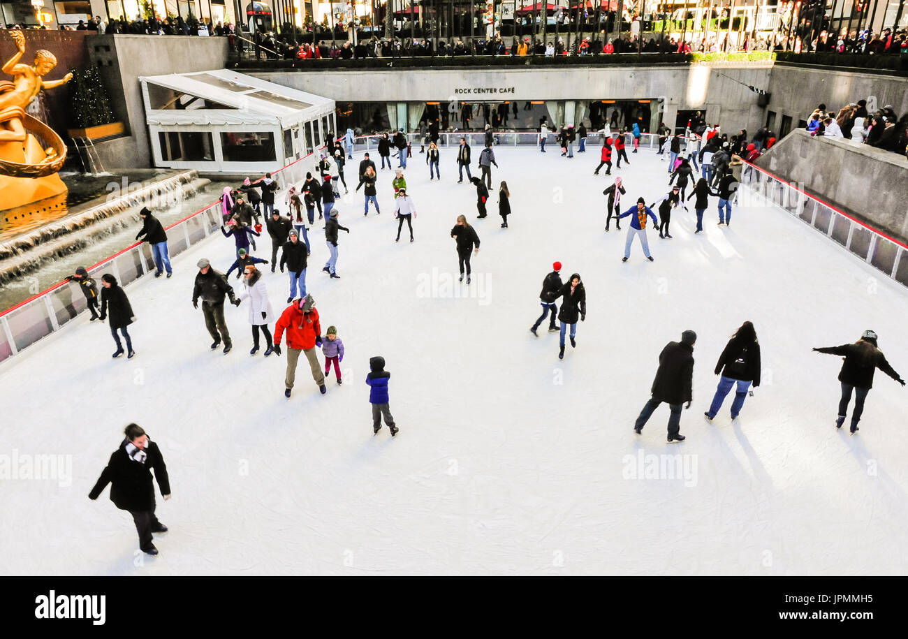 Patineurs du Rockefeller Plaza Banque D'Images