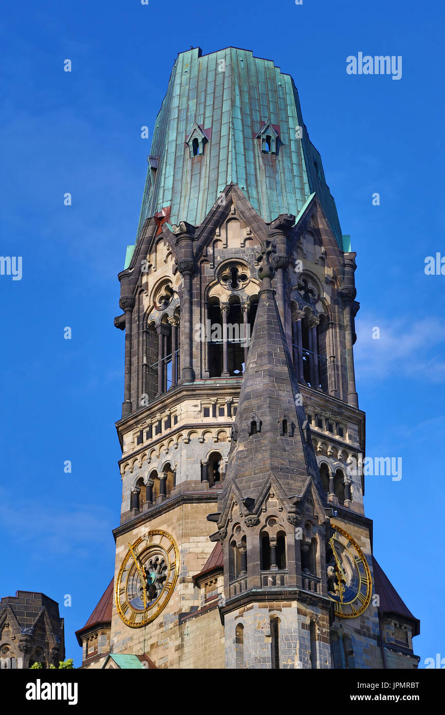 Flèche Brisée de l'Église du Souvenir Kaiser Wilhelm, Berlin, Allemagne Banque D'Images