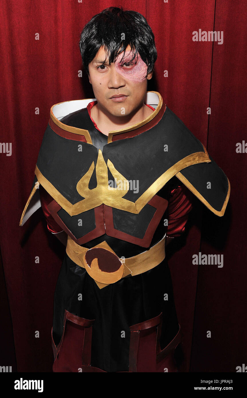 Dante Basco comme prince Zuko à la société Fandom le cosplay ballon tenu au le caprice des deux à Hollywood, CA. L'événement a eu lieu le jeudi 3 avril, 2014. Photo par Sthanlee_Mirador B. RPAC. Banque D'Images