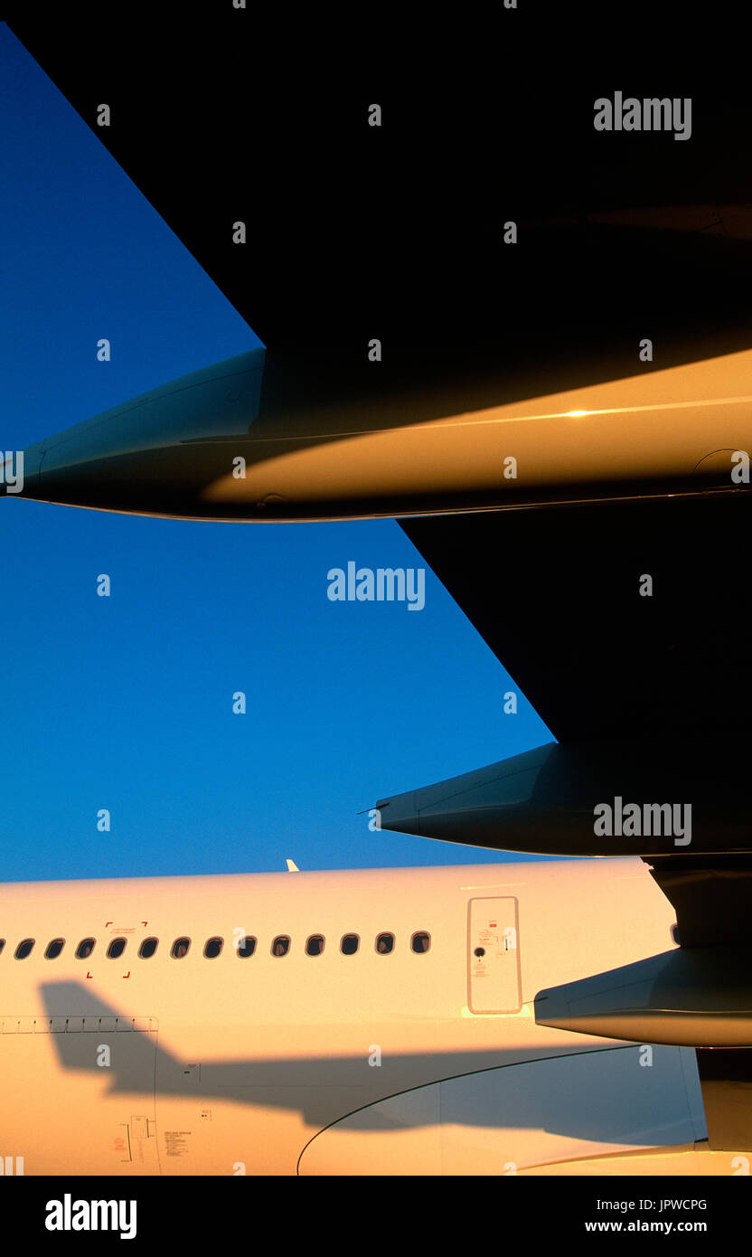 Gulf Air Airbus A330-200 avant-garde de l'aile, fuselage et carénages bateau-windows Banque D'Images