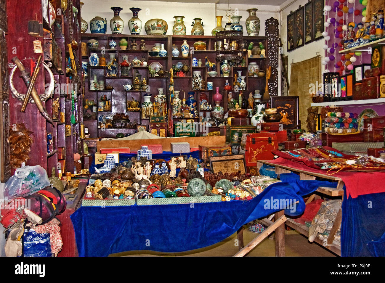 Antique chinese vases Banque de photographies et d’images à haute