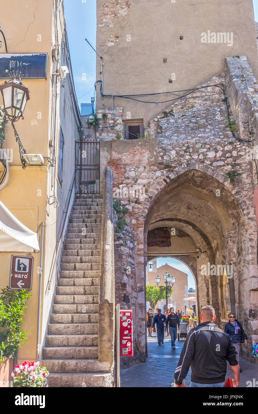 La porte Porta Catania Taormina, Italie Banque D'Images