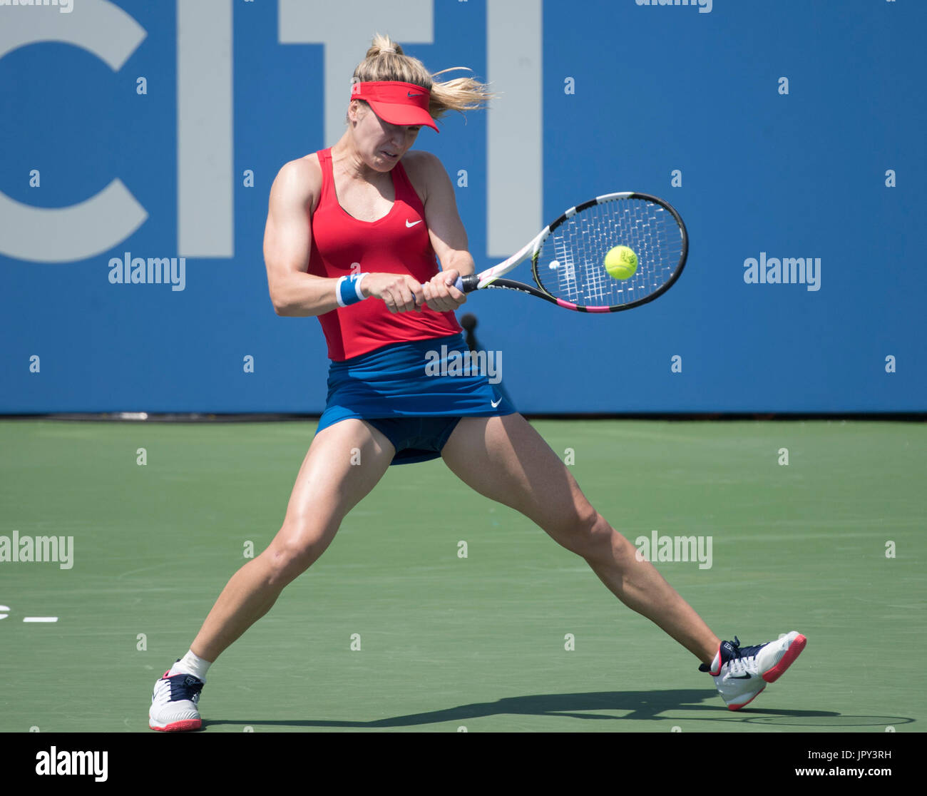 Washington, USA. 2 Août, 2017. Eugénie Bouchard (CAN) bat Christina McHale (USA) 7-6, 6-0, à l'Open de Citi joué à Rock Creek Park Tennis Center à Washington, DC, . Credit : Cal Sport Media/Alamy Live News Banque D'Images