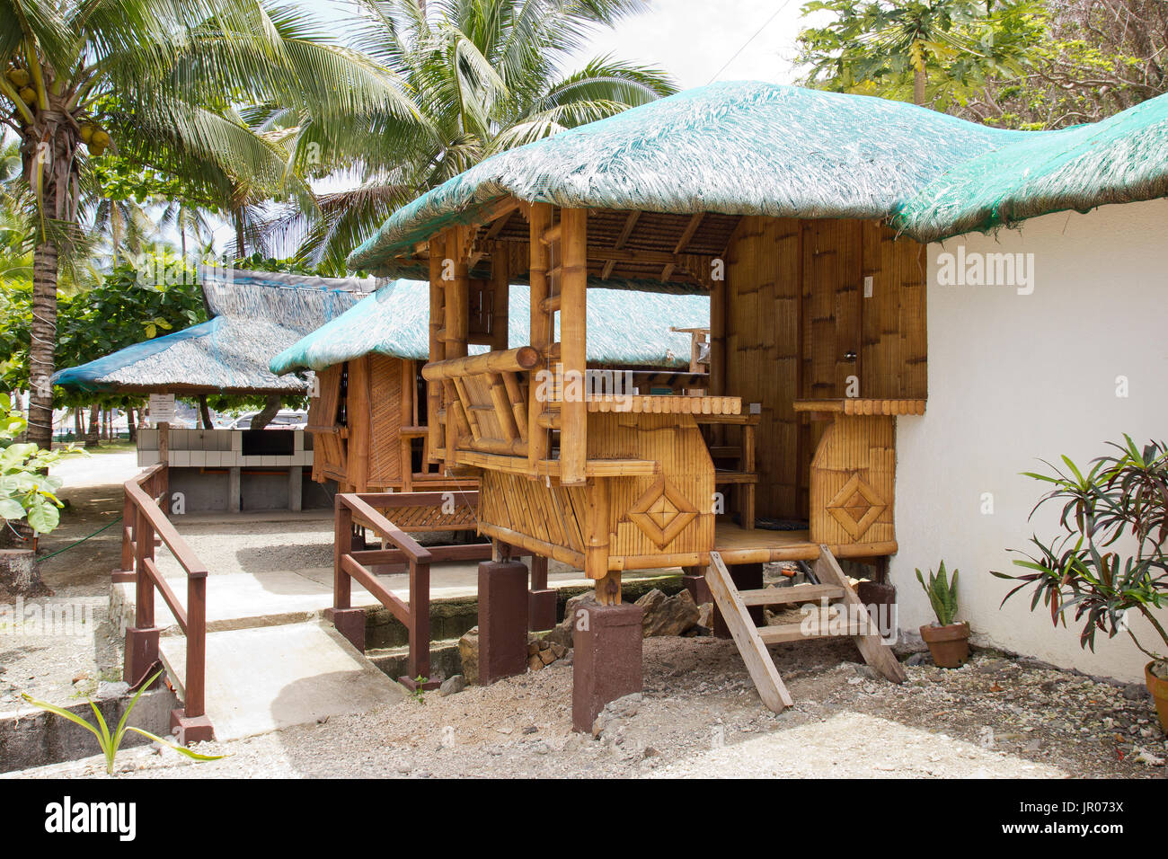 Le Nipa huttes dans la ramasseuse-presse, des Philippines nous l'hébergement idéal pour les vacanciers saisonniers. Banque D'Images