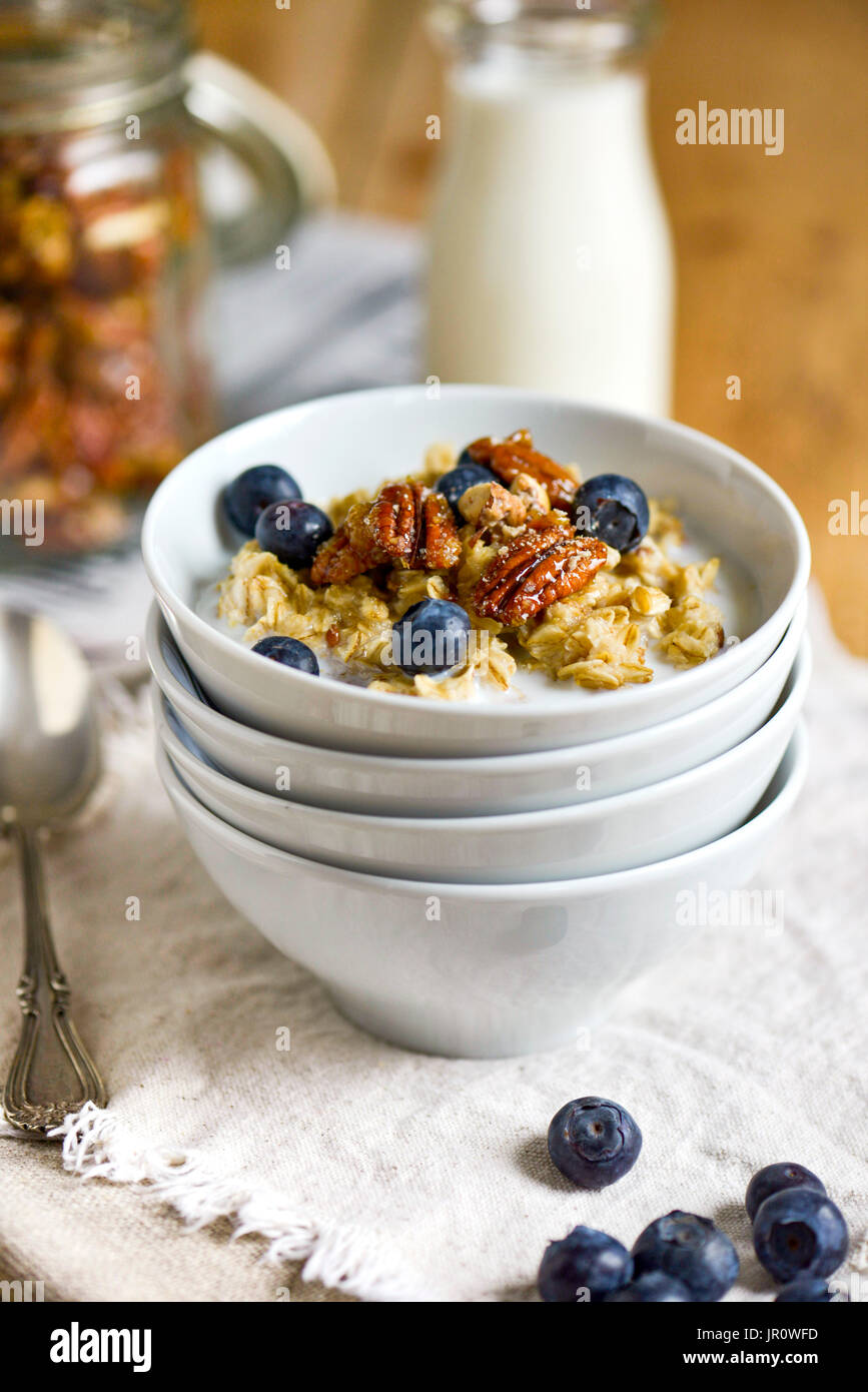 Repas Petit-déjeuner, d'avoine, de l'alimentation des baies bleu Banque D'Images