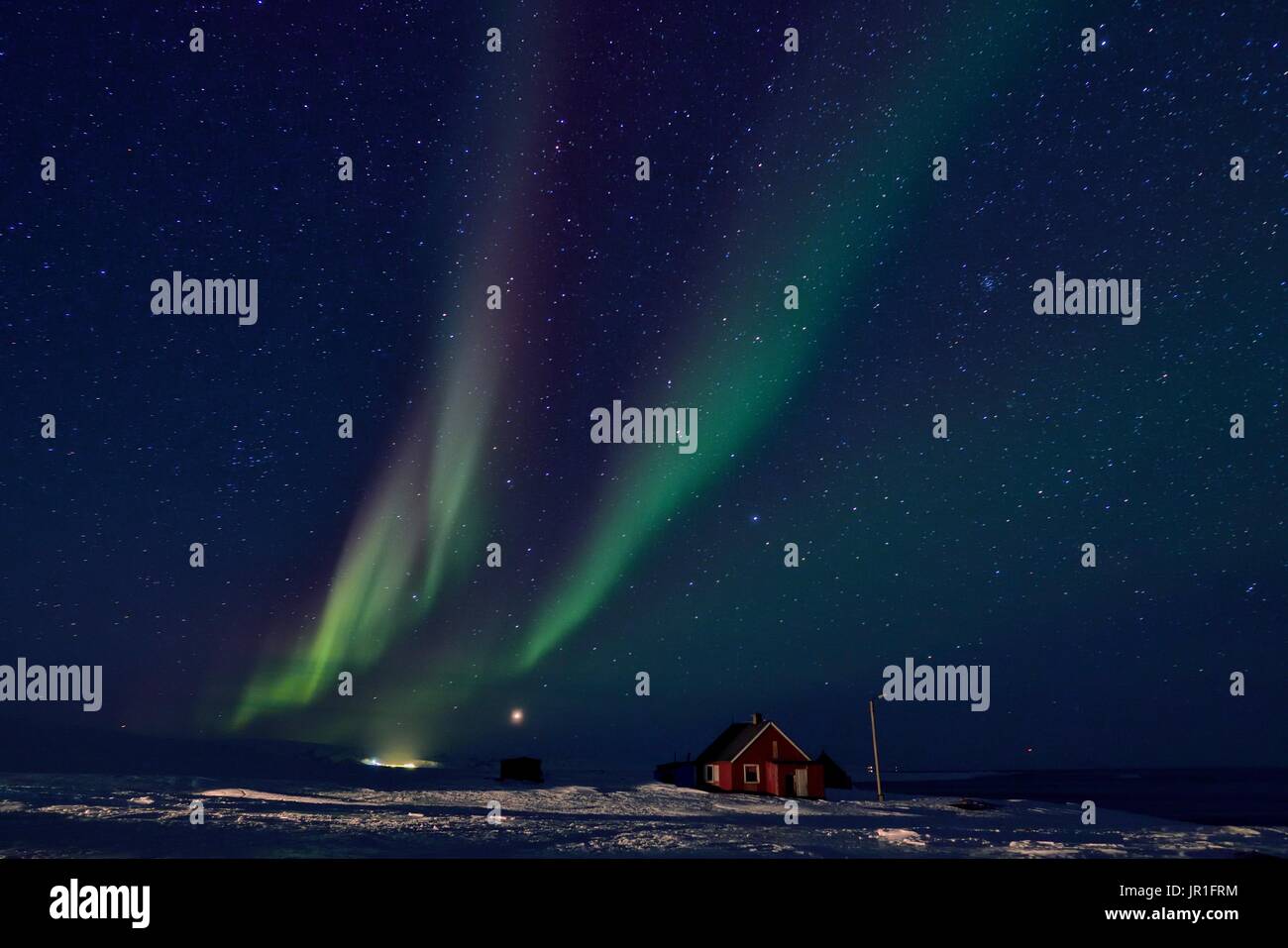 Kap Hope village (Igterajivit) pendant la nuit polaire en février 2016, le  Groenland Photo Stock - Alamy