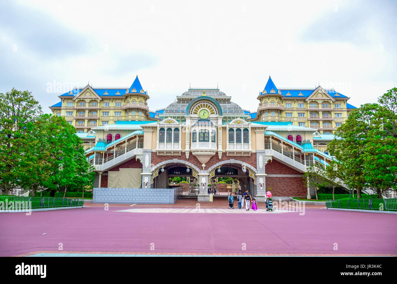 CHIBA, Japon : Tokyo Disneyland monorail gare, Urayasu, Chiba, Japon Banque D'Images