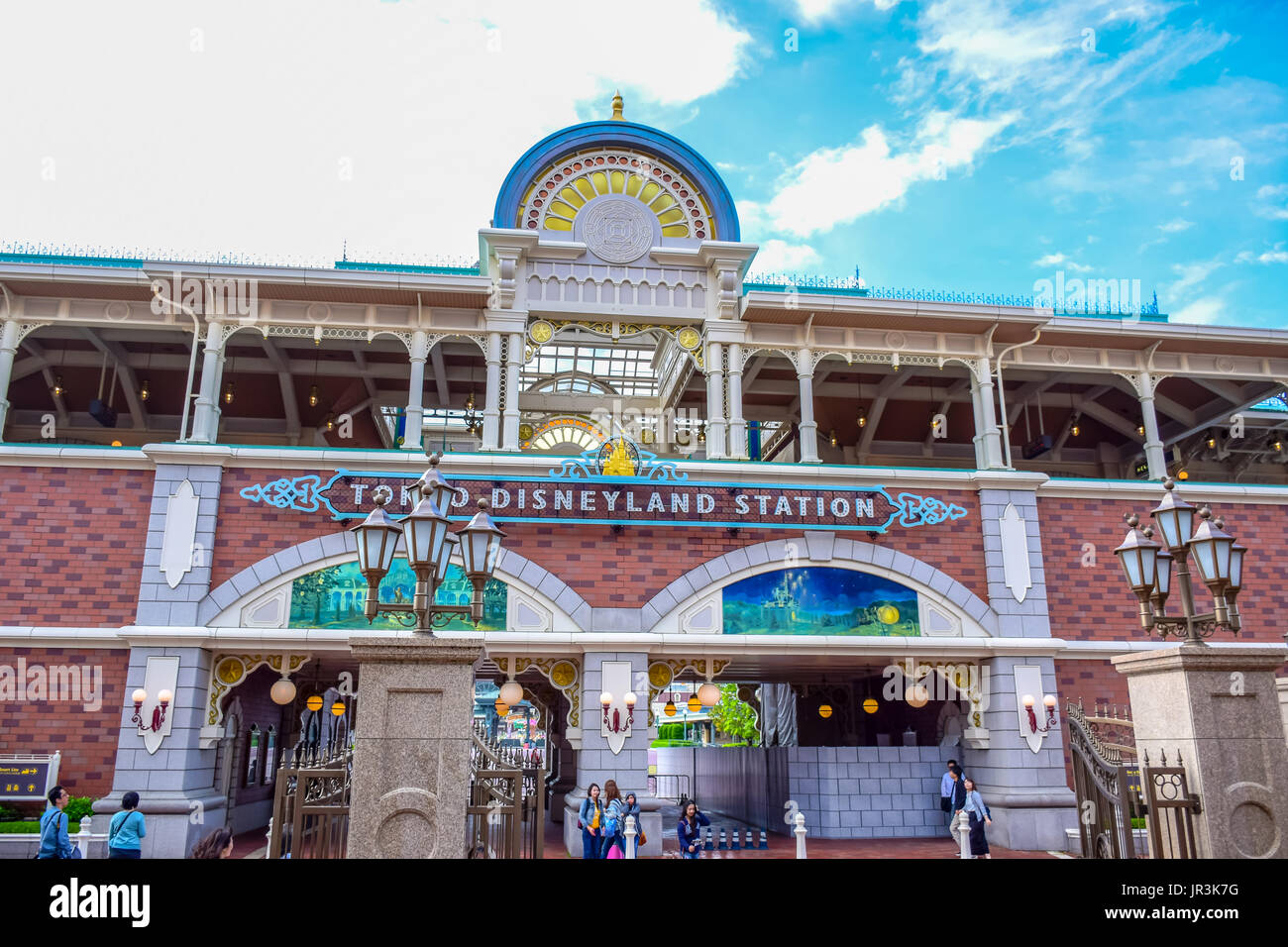 CHIBA, Japon : Tokyo Disneyland monorail gare, Urayasu, Chiba, Japon Banque D'Images