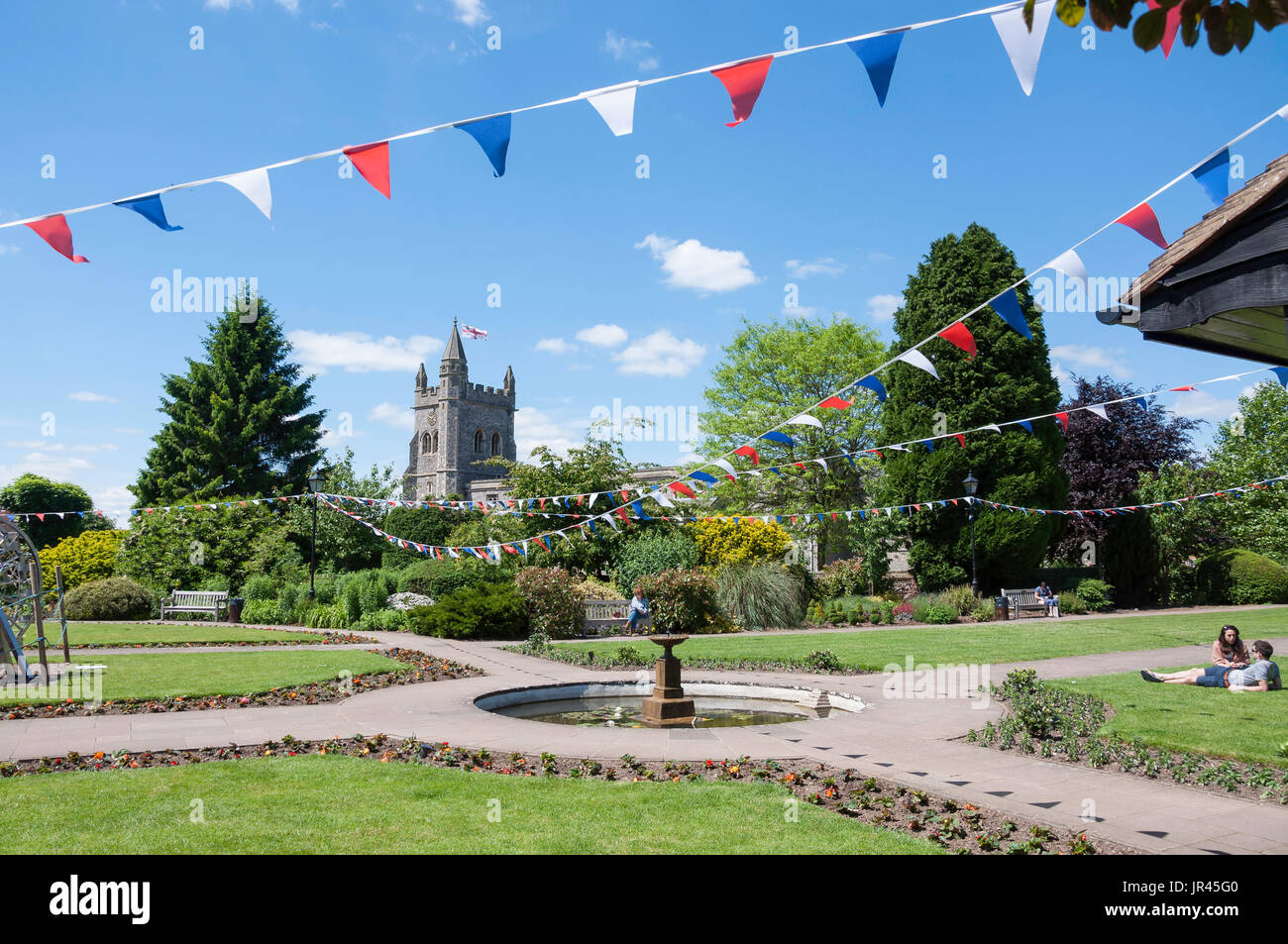 Eglise St Mary de jardins de Rememberance, vieille Amersham, Buckinghamshire, Angleterre, Royaume-Uni Banque D'Images