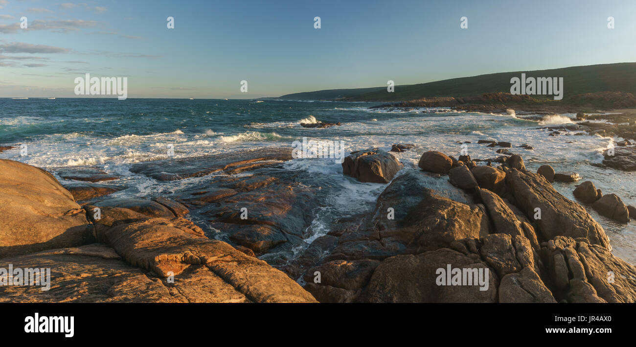 Cap Leeuwin, lever de soleil sur l'océan indien, région de Margaret River, au sud-ouest de l'Australie Banque D'Images