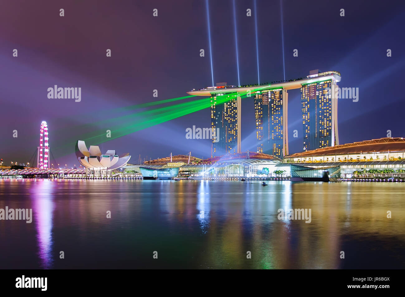 Show laser de Marina Bay Sands, Singapour esplanade le long de Marina Banque D'Images