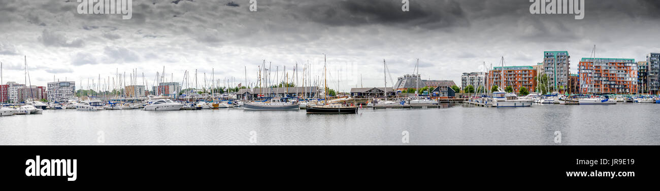 Logement social,et des yachts de plaisance à Ipswich Banque D'Images