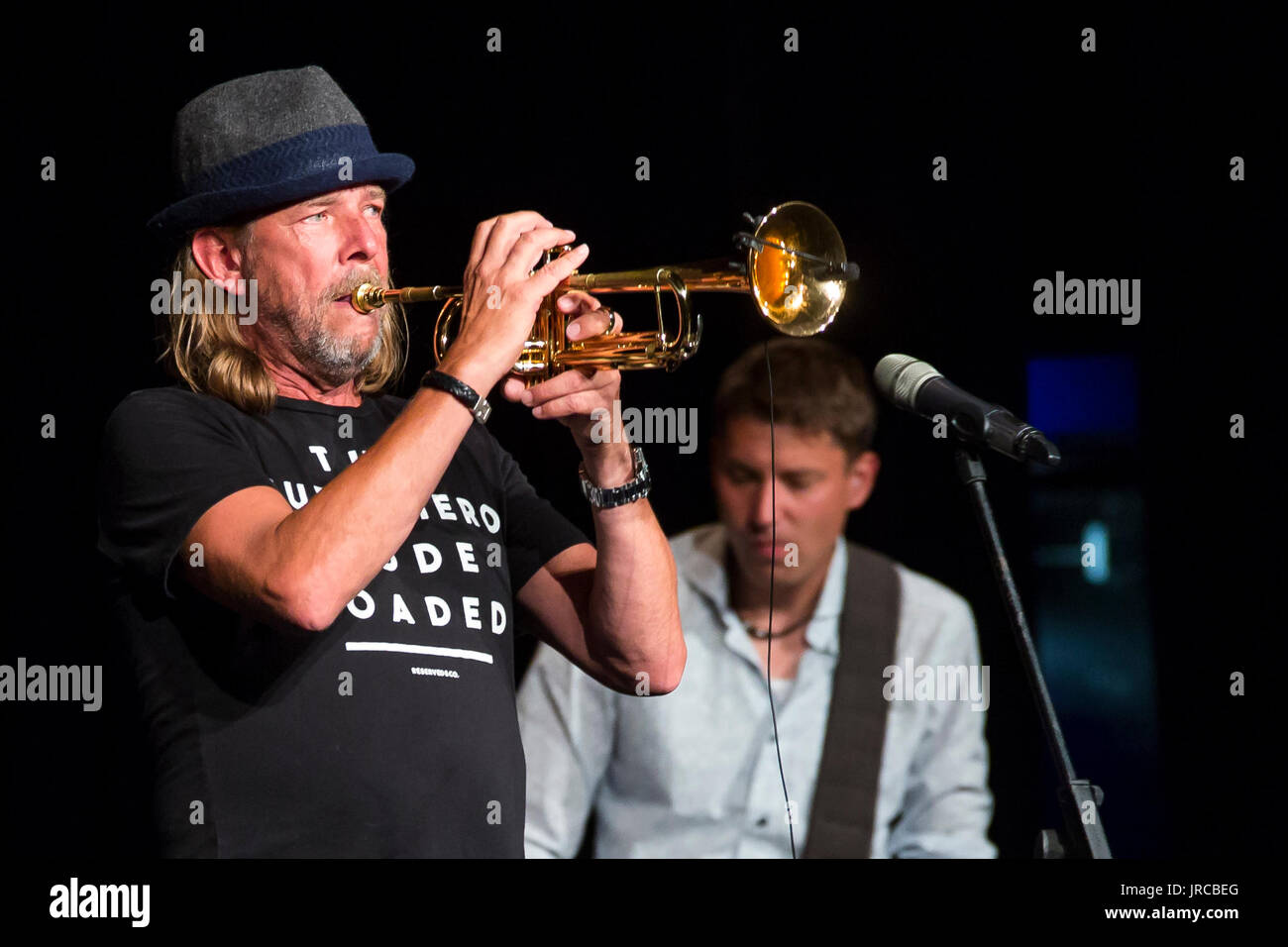 Essen, Allemagne. 1er août 2017. Rüdiger Baldaufs trompette nuit à  Wetzlarer Festspiele 2017, la Stadthalle Wetzlar. Fusion/Jazz/funk/soul  concert. Sur la photo : Rüdiger Baldauf (trompette). Crédit : Christian  Lademann Photo Stock - Alamy