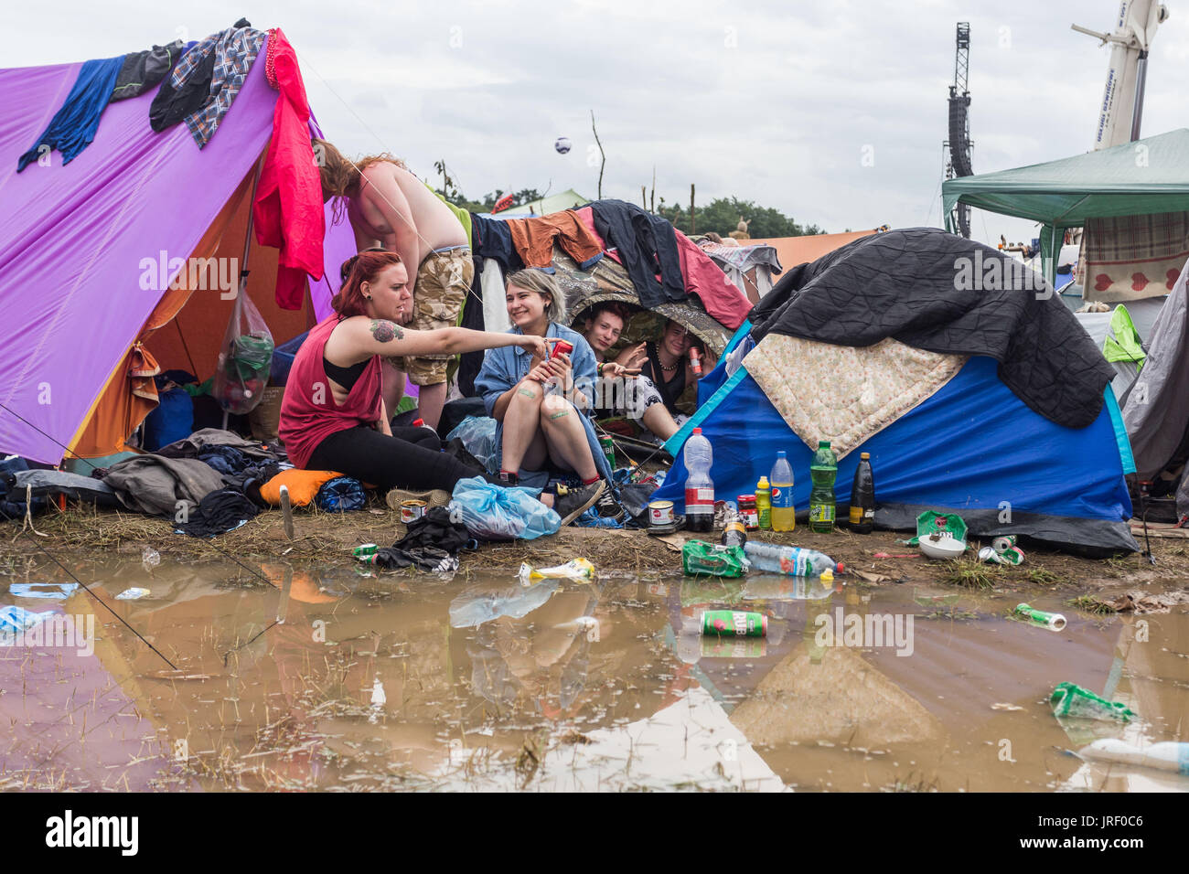 Wroclaw, Pologne. 4e août, 2017. Festival de Woodstock est le plus grand festival de musique en Pologne. Chaque année, environ 200 mille Kostrzyn attire les gens à jouer avec le mot de passe l'amour, l'amitié et la musique. Nowy, Pologne. Credit : Krzysztof Kaniewski/ZUMA/Alamy Fil Live News Banque D'Images