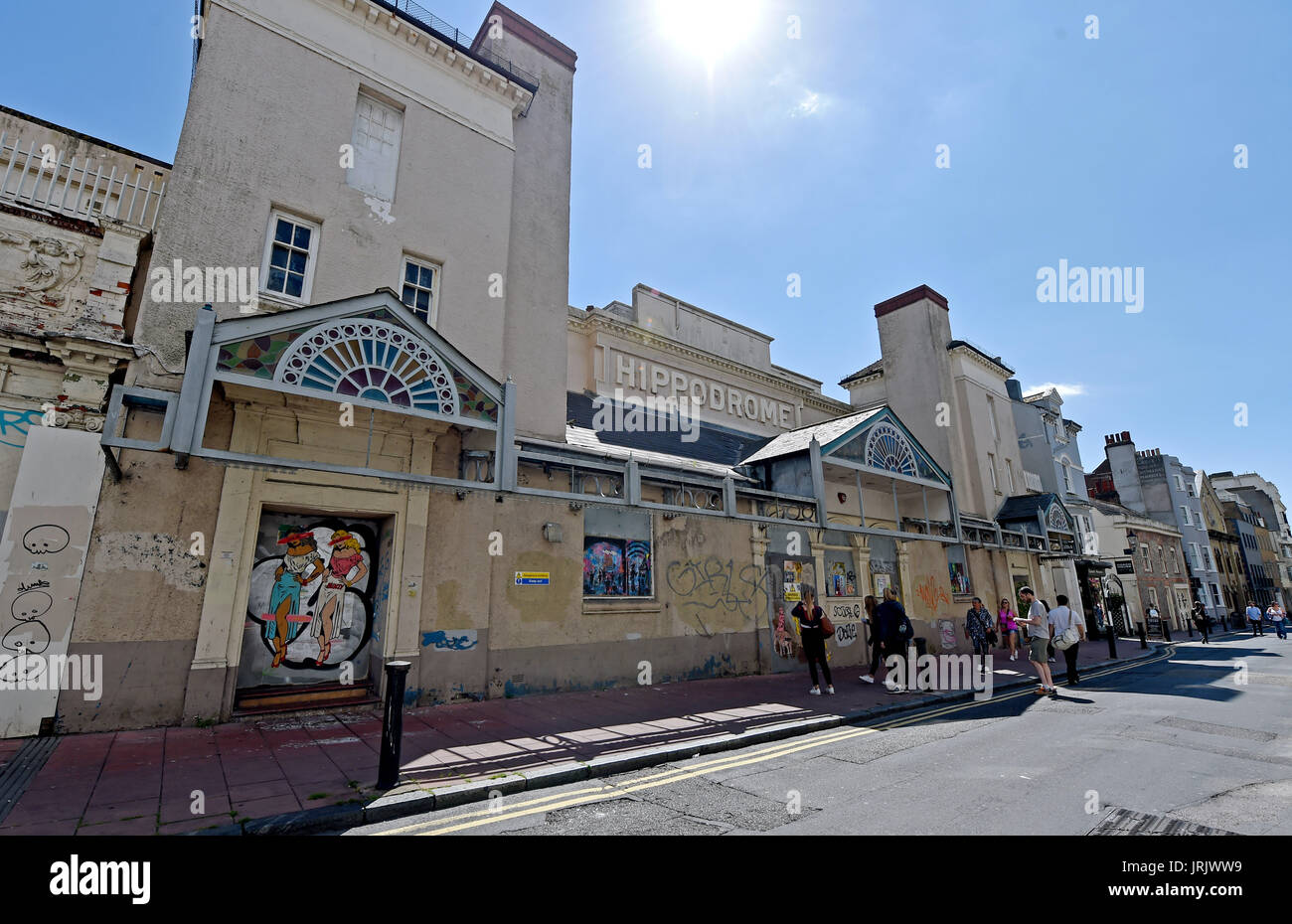 L'Hippodrome abandonné dans Street Brighton . L'Hippodrome de Brighton est un lieu de divertissement dans le centre de Brighton Banque D'Images