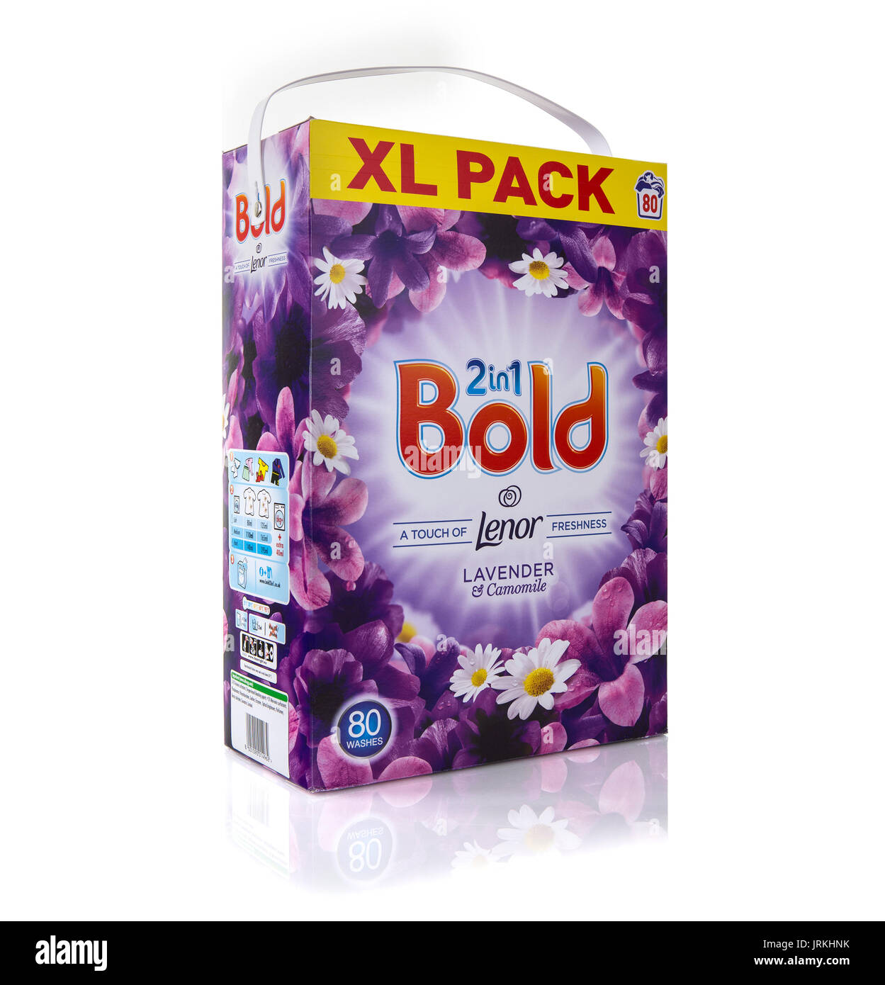 Family Pack XL de Bold 2 en 1 Lavande & Camomille détergent avec Lenor Adoucissant, Bold est fabriqué par Procter et Gamble Banque D'Images