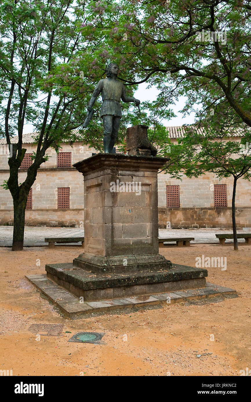 Statue d'Andrés de Vandelvira, palais de la place des chaînes de Vazquez Molina, Ubeda, patrimoine de l'humanité, Jaén, Andalousie, Espagne Banque D'Images