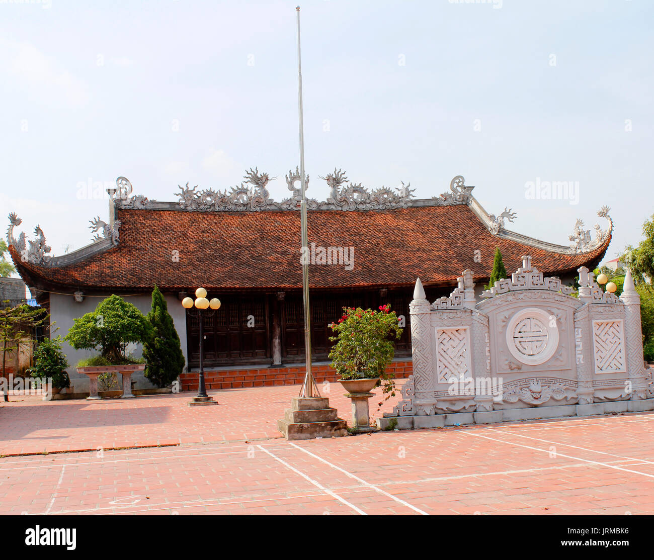 Temple dans le style architectural traditionnel de l'orient, Hai Duong, Viet Nam Banque D'Images