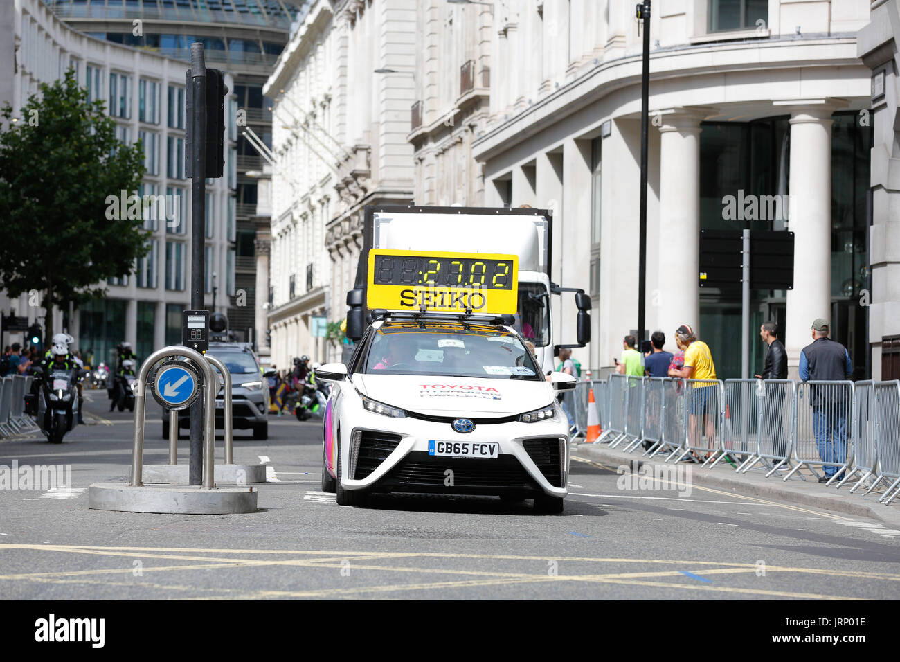 Stratford, Londres, Royaume-Uni. 6th août 2017. Championnat du monde d'athlétisme Marathon du championnat du monde de l'IAAF dimanche août. Des coureurs du monde entier se déroulent au marathon de l'IAAF à Londres. L'Angleterre est une fois de plus au centre de l'événement sportif de classe mondiale. Europe, Angleterre, Londres manifestation sportive du village olympique de Stratford 2017. Mo Farah dernière course. Marathon hommes IAAF 2017 Londres 6 août. Banque D'Images