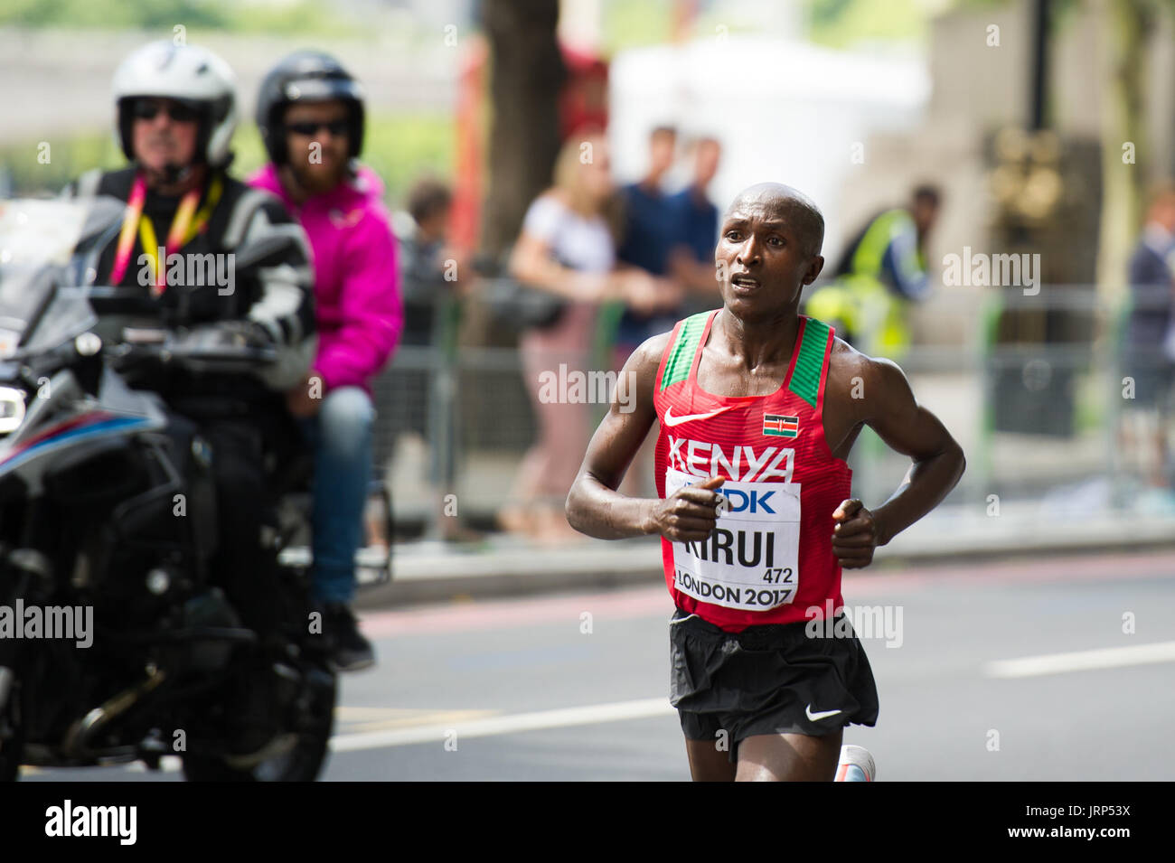 Londres, Royaume-Uni. 6 Août, 2017. Geoffrey Kirui (Kenya) menant l'IAAF World Athletics Championships Men's Marathon Race Crédit : Phil Swallow Photography/Alamy Live News Banque D'Images