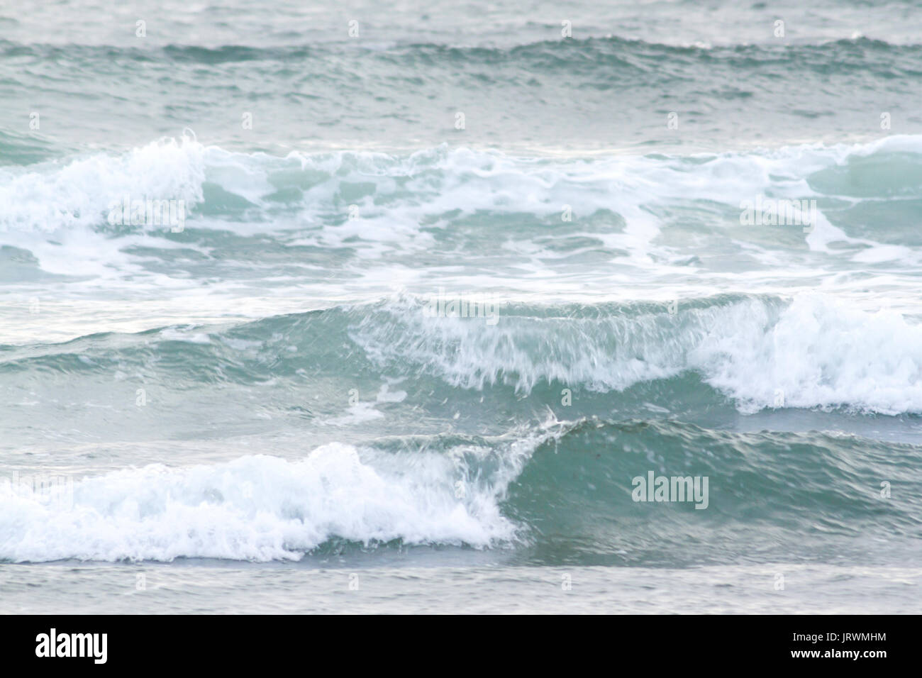 Briser les vagues de tempête Banque D'Images