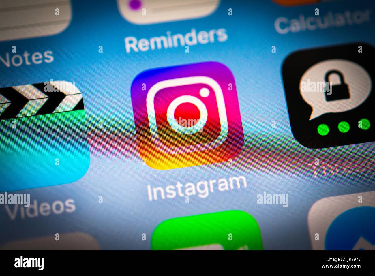 Logo, icône, Instagram, le Réseau Social, Affichage, écran, iPhone, beaucoup de différentes icônes app, app, cell phone, smartphone, iOS Banque D'Images