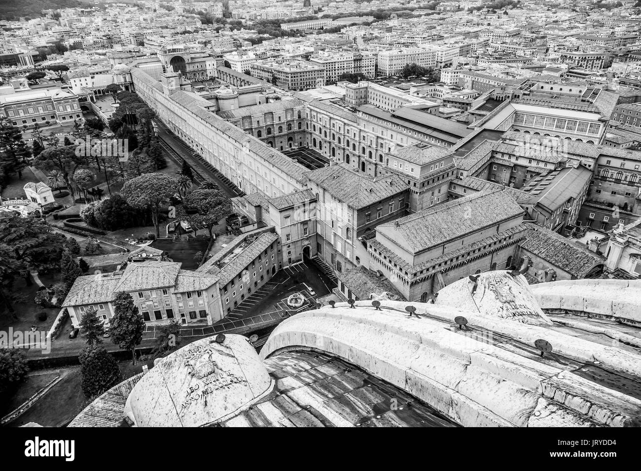 Grand angle vue aérienne sur la ville de Rome et les musées du Vatican - Rome / ITALIE - Le 6 novembre 2016 Banque D'Images