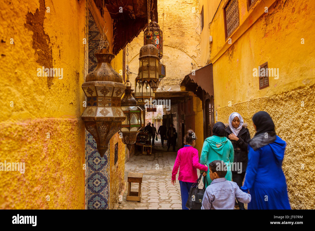 Scène de la vie de la rue. Ville Impériale Meknès, Maroc, Maghreb, Afrique du Nord Banque D'Images