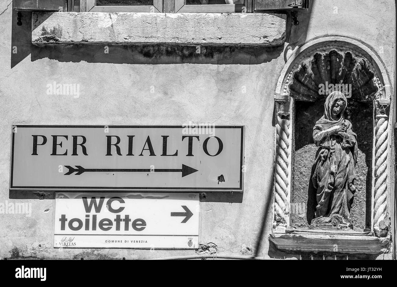 Direction de Rialto de Venise - Venise, Italie - 29 JUIN 2016 Banque D'Images