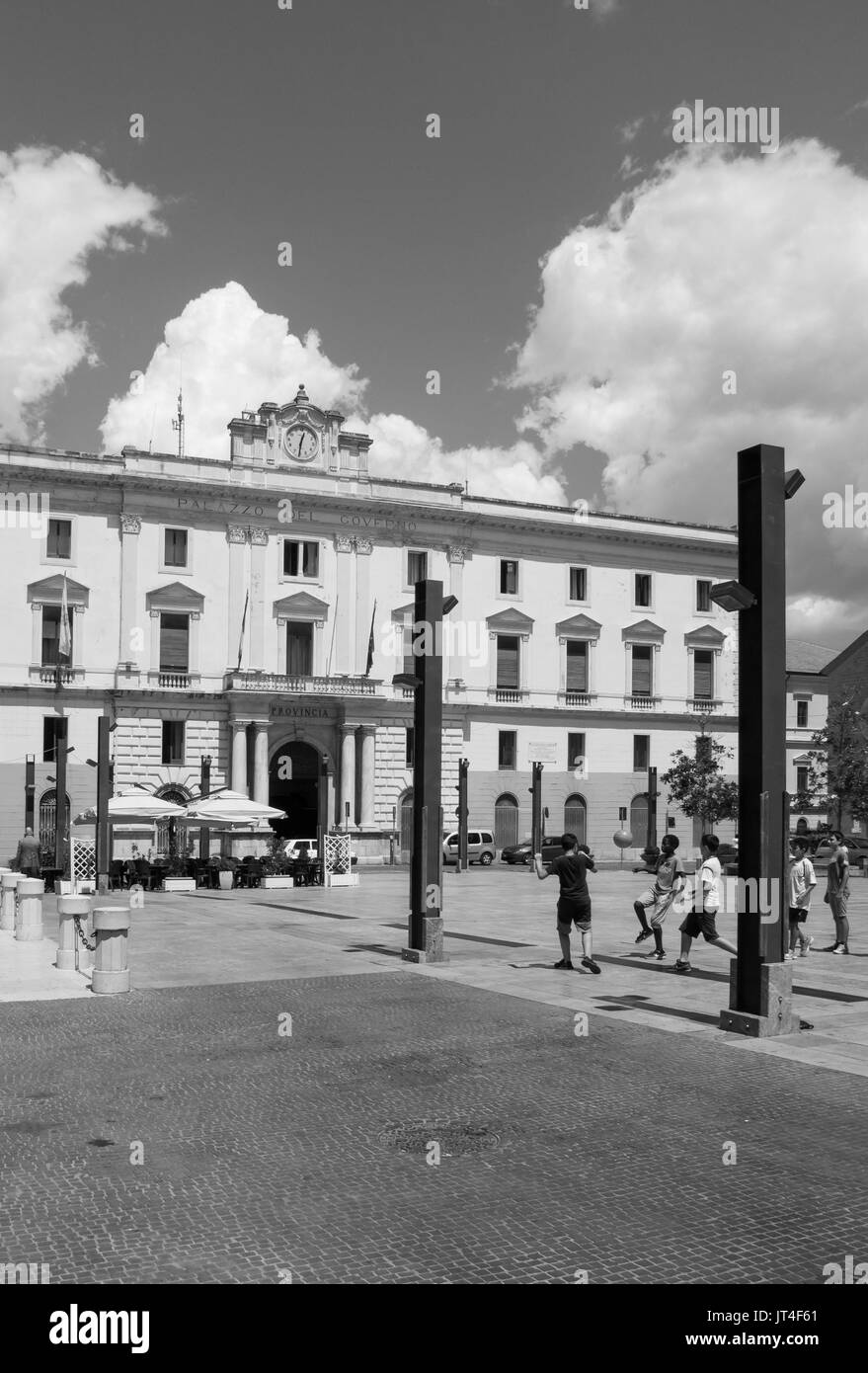 POTENZA, ITALIE - La capitale de la région Basilicate, en Italie méridionale, ville reconstruite après le tremblement de terre dévastateur de l'année 1980. Banque D'Images