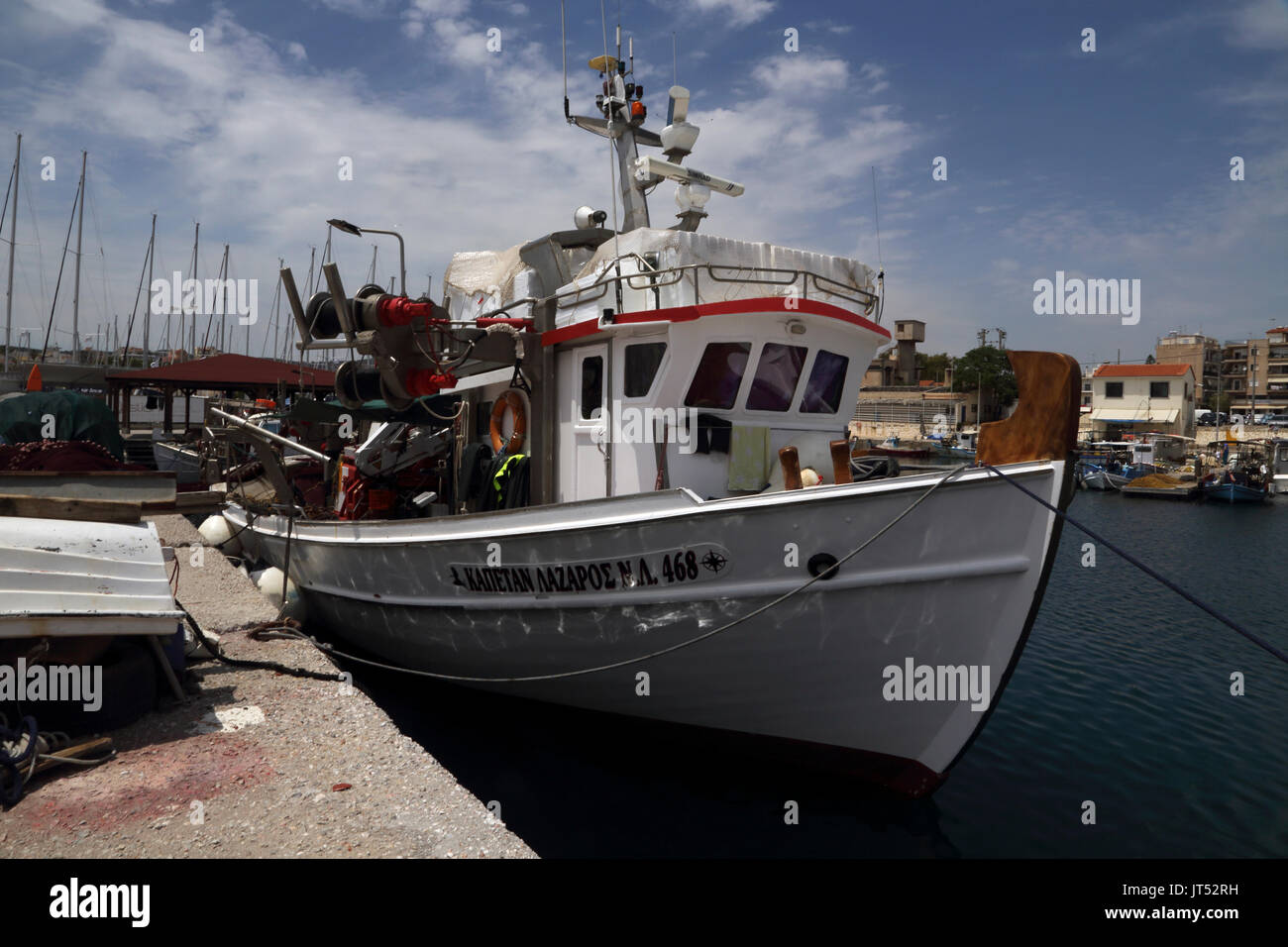 Port de Lavrio Grèce Attique Bateau de pêche Banque D'Images