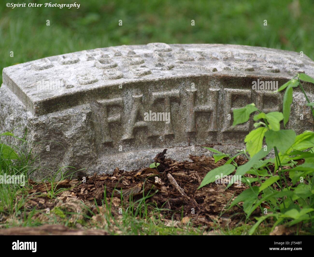 Marqueur d'une pierre tombale d'un être cher père, aucun nom indiqué Banque D'Images